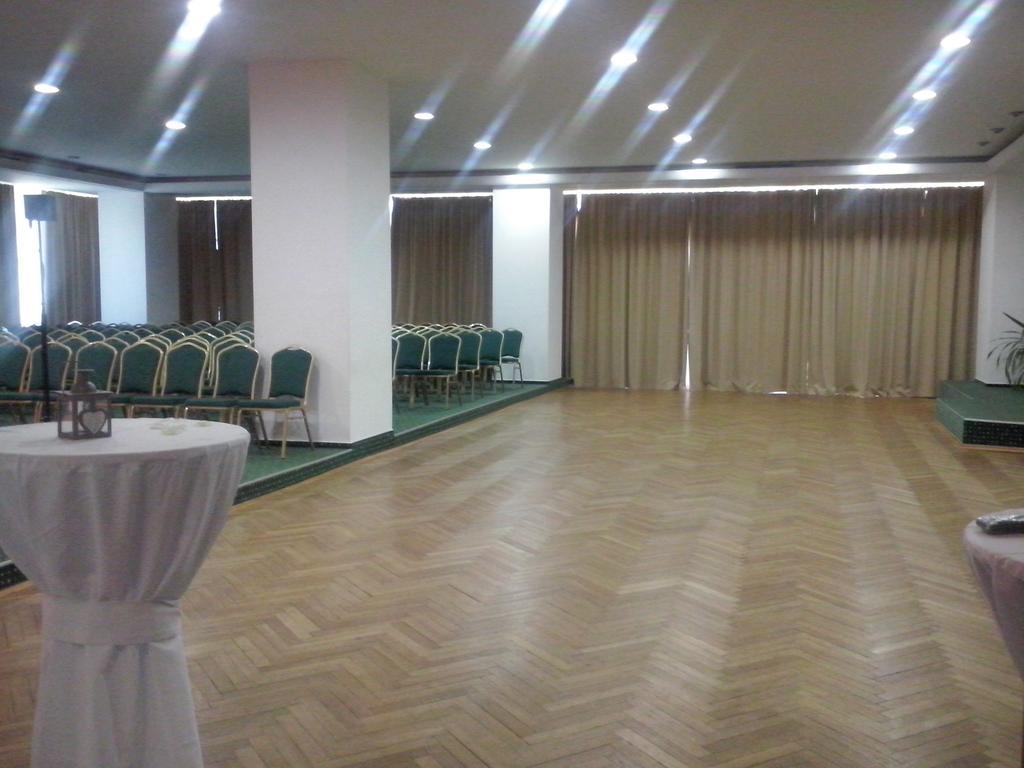Hotel Morava Tatranska Lomnica Exterior photo